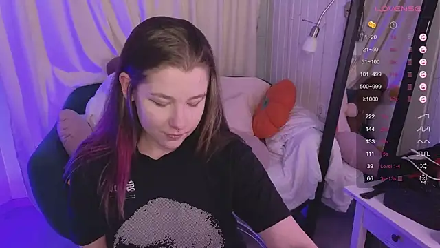 Mira_Falls Live XXX-chat