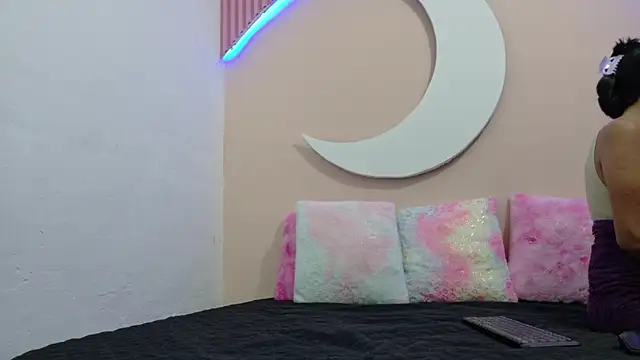 SamanthaLaurent's Webcam Show