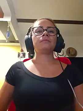 MistressSlut1's Webcam Show