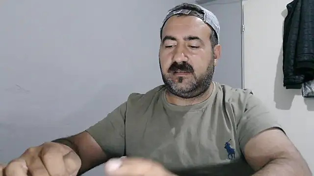 Chat XXX Live -dark-look-