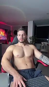 Valenthino_Salvatore Adlı Modelin Canlı XXX Sohbeti