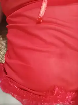 Show modela Minh32love na web-kameri