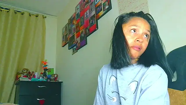 Samary_thomasのライブXXXチャット