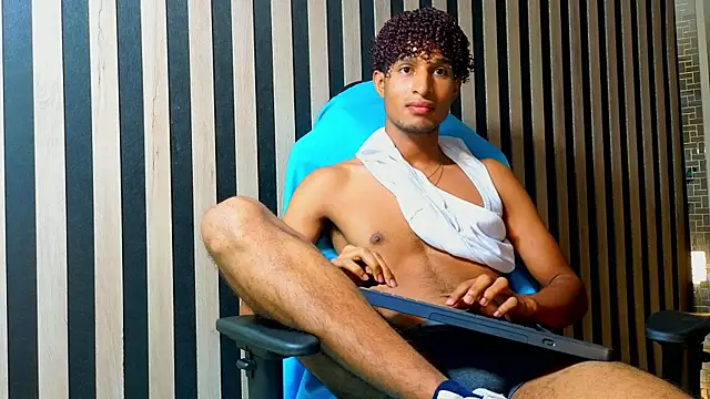 Alex_Bloom Webcam Show