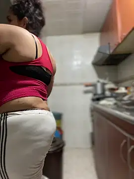 Chat XXX en directo de Carola-Ross
