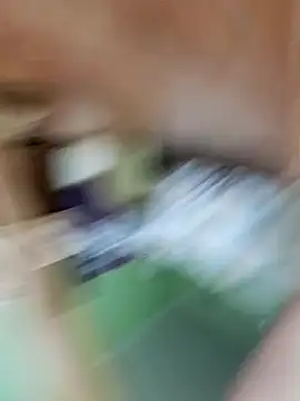 KiraXTender's Live XXX Chat
