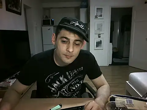 mihaimichael – Naživo XXX chat