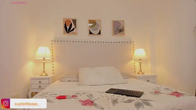 Онлайн чат XXX scarlettTease_