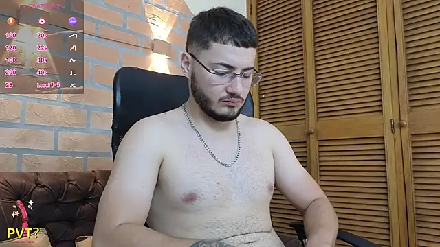 Brandon_01 Live XXX Chat