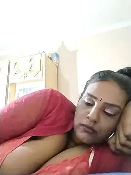 Foxybaby420 现场XXX聊天