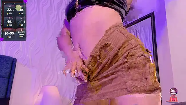 ANNE_HONEY55 Adlı Modelin Canlı XXX Sohbeti