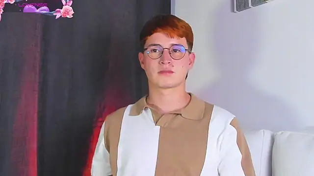 Eragonbooy Adlı Modelin Web Kamerası Şovu