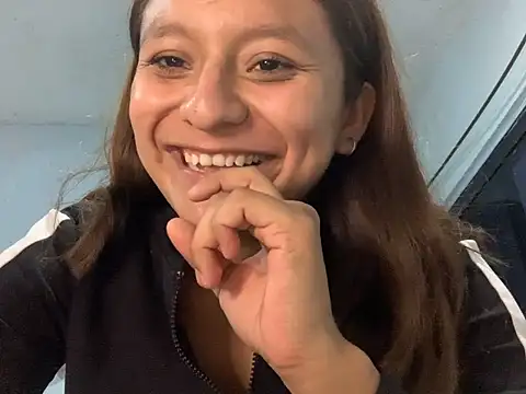 SolMlrena's Live XXX Chat