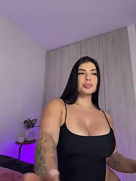 Danilopez3's Live XXX Chat