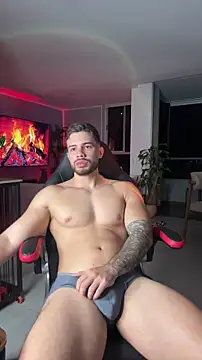 Valenthino_Salvatore Pertunjukan Webcam