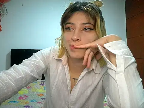 Mia_foster1 Adlı Modelin Canlı XXX Sohbeti