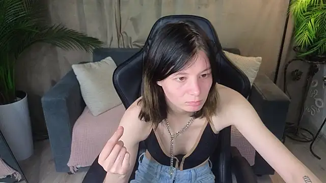 EllinEverly Show in webcam