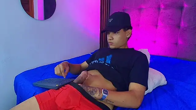 bick_jhonn's Webcam Show