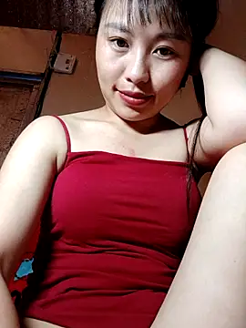 Cherry-squirtt 网络视讯表演