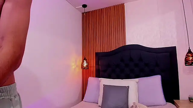 Hisoka_011 Webcam-Show