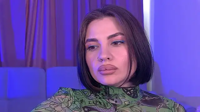 AdrianaToress Live XXX-chat