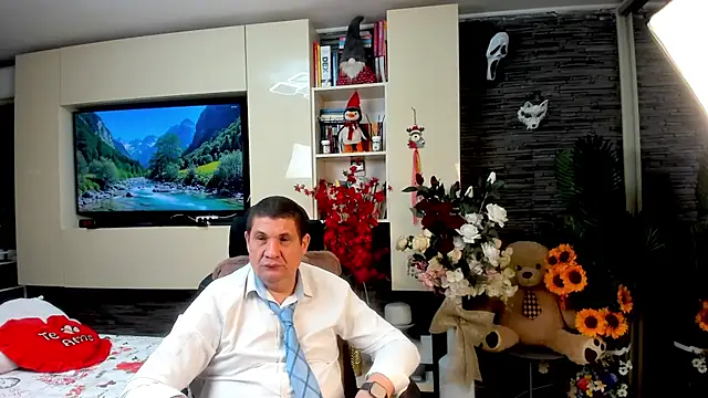 SpartacusDaddy48 – Naživo XXX chat