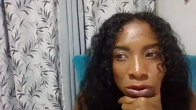 XXX chat uživo modela JadaMillss