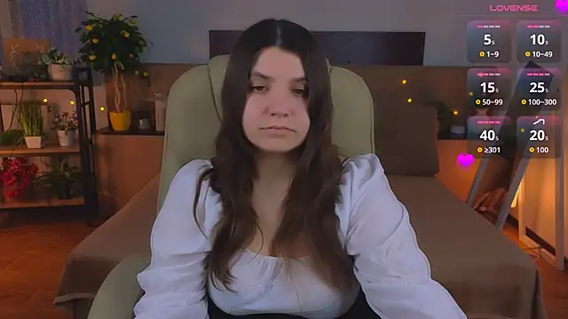 Viola__Shy: онлайн-секс-чат