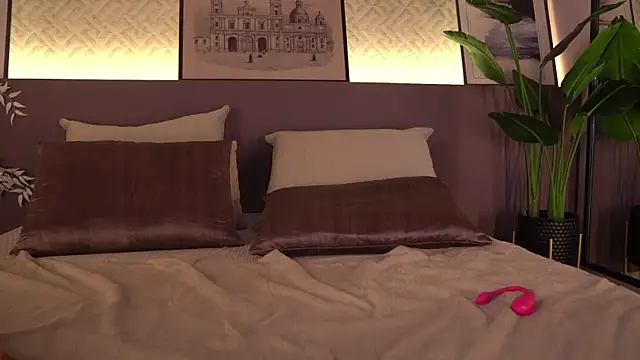 ElleDiane Adlı Modelin Canlı XXX Sohbeti
