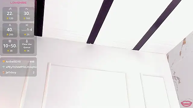 Chat +18 de BrianaHazel ao vivo
