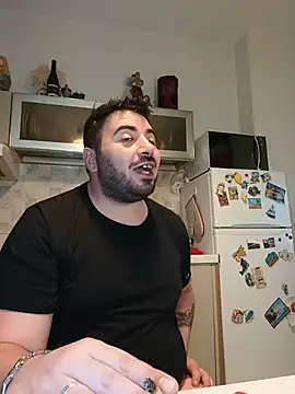 bear_skinny Adlı Modelin Canlı XXX Sohbeti