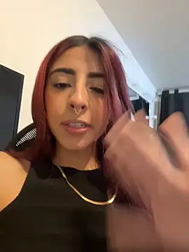 Czat XXX na żywo – Mirandaa_Rogers
