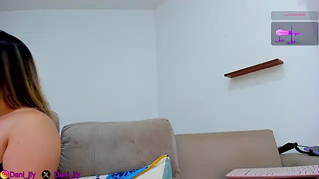 Chat +18 de Dani_javi ao vivo