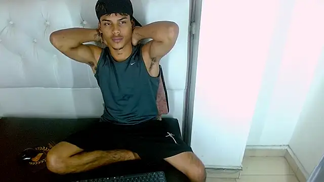 Angel_foxc13 live XXX chat
