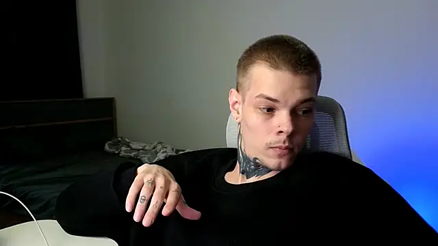 DENIS_HERE's Webcam Show