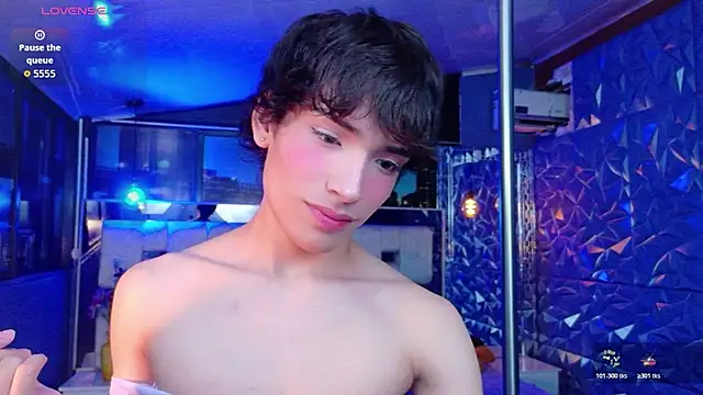 AlecciaNova Webcamshow