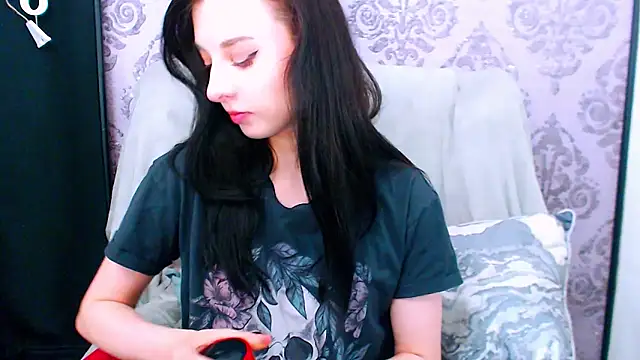 Chat +18 de DominantLuna ao vivo