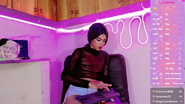 Show modela fer_sophia na web-kameri