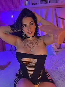 VVVanessa_pvbh Adlı Modelin Web Kamerası Şovu