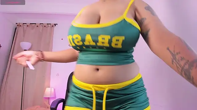LiaaMoretzz 라이브 XXX 채팅