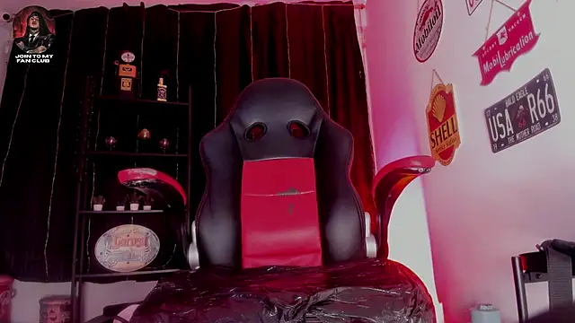 the_beast_master_ live XXX chat