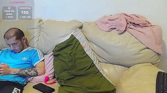 XXX chat uživo modela BlueandJen