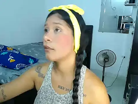 chloe_minaj's Live XXX Chat
