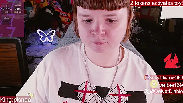 VelvetDiablo: вебкам-шоу