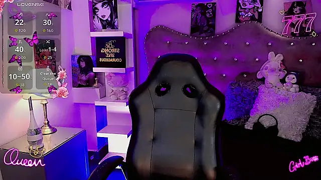 Megaan_Dolll Show in webcam