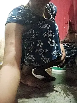 Rose1728 即時 XXX 聊天