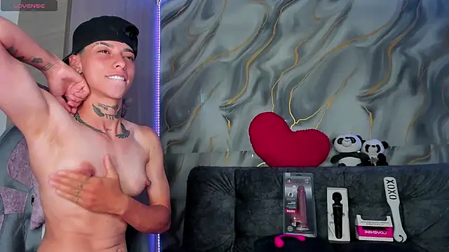 AmberAdams_'s Live XXX Chat