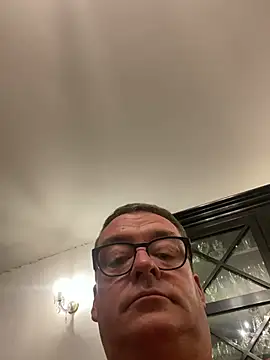 MountJohnXL 라이브 XXX 채팅