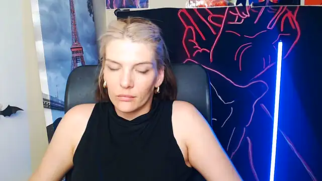 Chat +18 de VanessaRey_ ao vivo