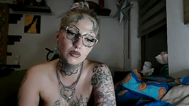 RoxxyInk 现场聊天室